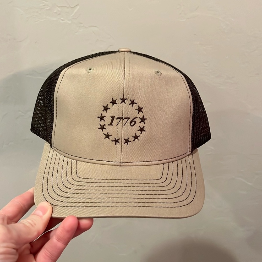 NEW!!! Richardson 1776 embroidered hat